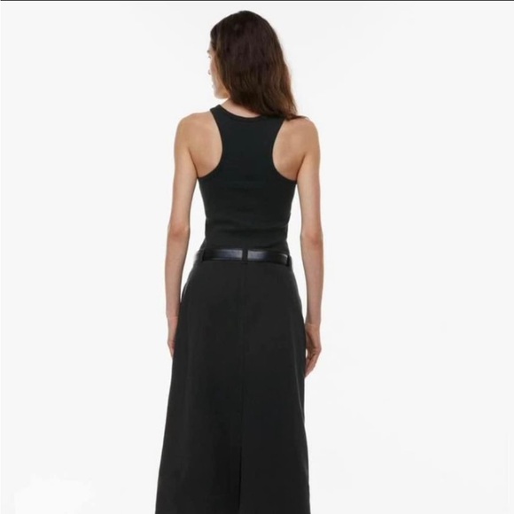 New Aritzia Sunday Best Tank - Picture 2 of 3